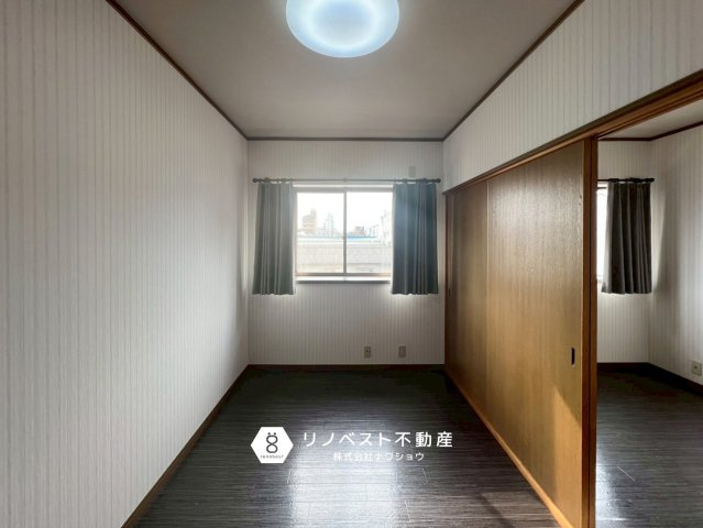 生野区巽中2丁目の洋室|コンパクトなお部屋ですが書斎などにおすすめです◎