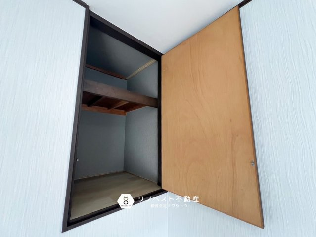 東大阪市衣摺3丁目の収納|日用品や掃除用具などを収納できます！