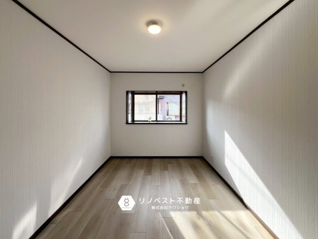 東大阪市衣摺3丁目の洋室|3階には洋室が3部屋あるので各々の個室で過ごすことができますね！