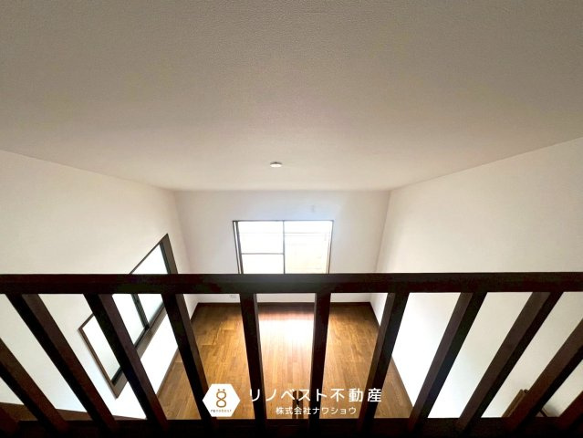 東大阪市日下町5丁目の内装|ロフトからの見晴らし。遊び心のある間取りで子供から大人まで楽しくなりますね◎