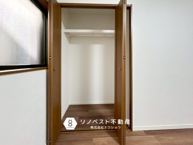 東大阪市楠根3丁目の収納|各洋室収納付き◎