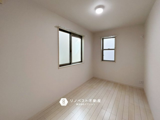 東成区深江南3丁目の洋室|シンプルな洋室で書斎などにおススメです◎