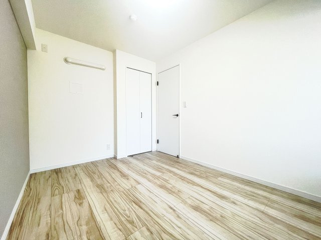 パルコート浦和の洋室