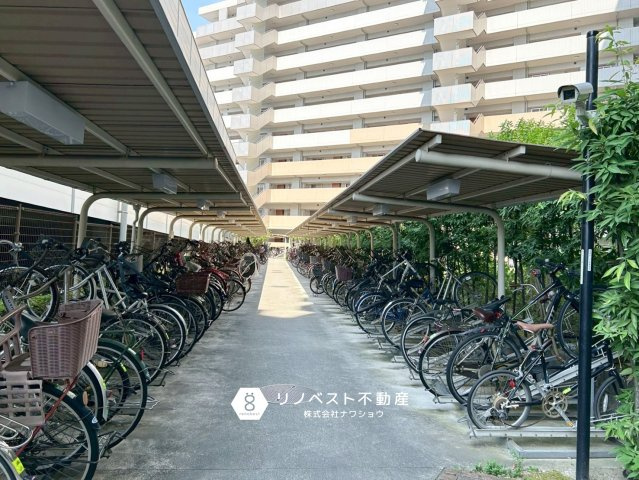 ライオンズマンション鴻池新田の駐輪場|駐輪場も完備！空き状況はご確認ください。