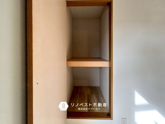 東大阪市高井田西1丁目の収納|ベランダ横のコンパクトな収納です◎