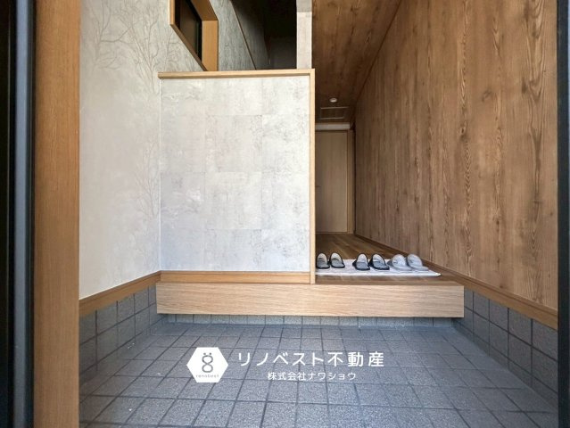 東大阪市南鴻池町2丁目の玄関|シューズボックスを置くスペースあり◎
