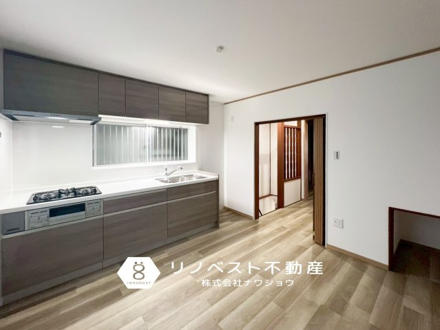 東大阪市加納3丁目中古戸建のキッチン|部屋数が多く、お部屋ごとに空間を分けれます♪