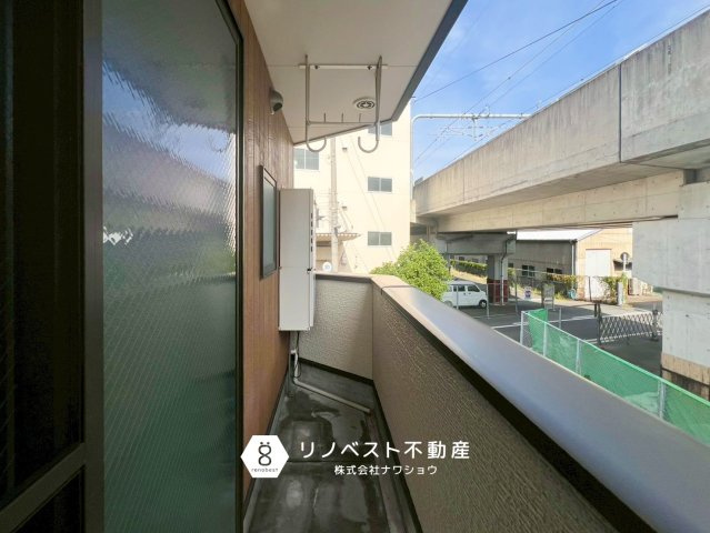 平野区加美北８丁目のバルコニー|コンパクトなバルコニースペースです。
入浴後の外気浴にもおすすめです◎