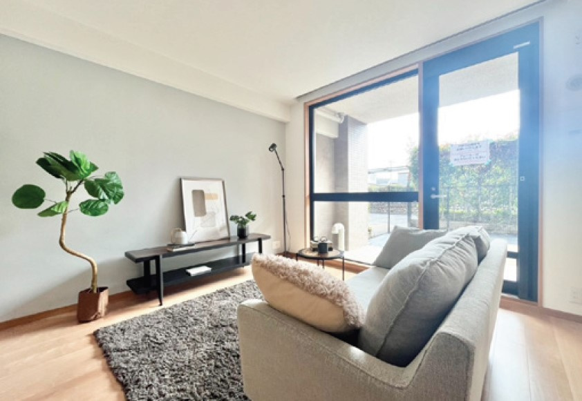 中古マンション ヴィルヌーブ新所沢の居間・リビング|おしゃれな居間です。※家具が設置してある場合はディスプレイ用となります。