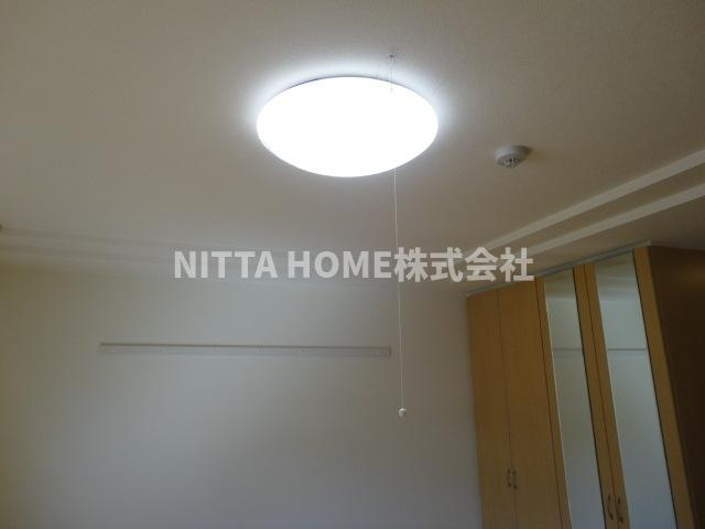 メルシー アトスの設備|照明器具がついています★