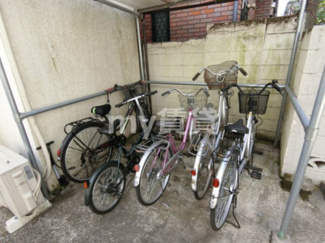 【駐車場】 | ブラウンハウス