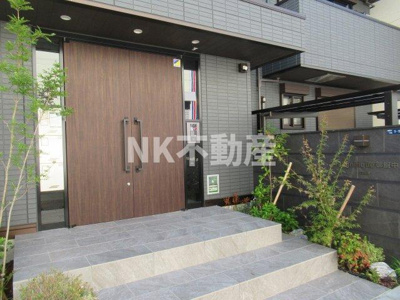 【エントランス】 | マニファック御厨中（八戸ノ里賃貸） | 清潔なエントランスです