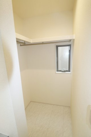 郡山市富田町字大徳南第3　　　１号棟　　　小山田小学校、郡山第６中学区　の浴室