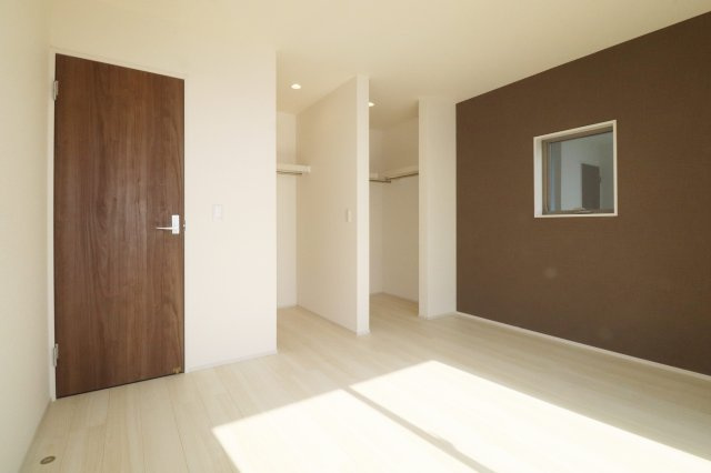 郡山市富田町字大徳南第3　　　１号棟　　　小山田小学校、郡山第６中学区　の収納