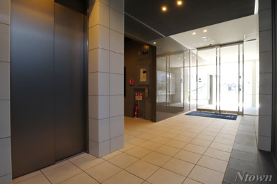 【ロビー】 | レジデンスユウキ | 建物の内部です