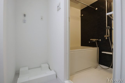 【洗面所】 | レジデンスユウキ | ゆったりとスペースのある洗面所