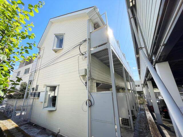 世田谷区三軒茶屋2丁目のアパートの画像