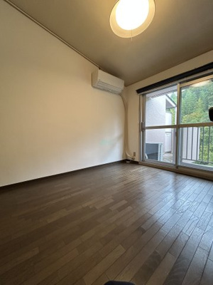 【洋室】 | 椿ハイツ瀬田川 | シンプル・イズ・ベストが基本。プレーンな空間を自分好みに。いつまでも快適に暮せる住まいへ。