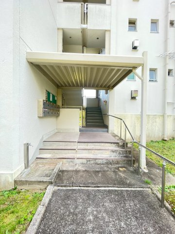 【エントランス】 | 若山台住宅23号棟