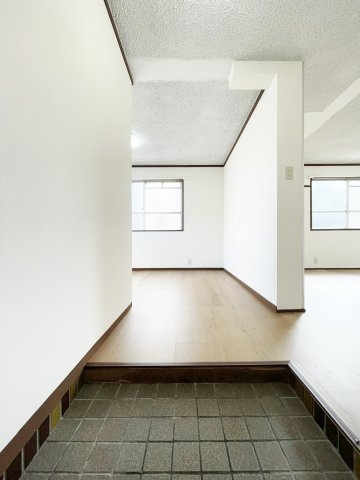 クオリア鷹匠町の玄関