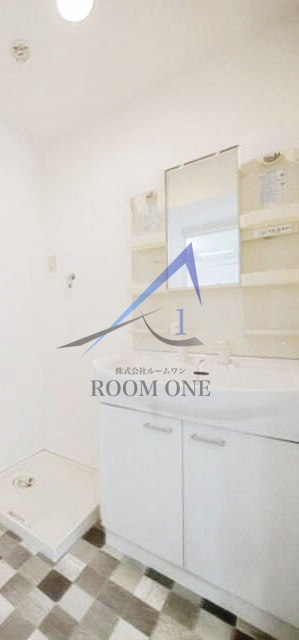 グッド　フラットⅢの洗面所|独立洗面台です。