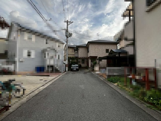 【前面道路含む現地写真】 | 菱木１丁　中古一戸建 | ☆和室ございます☆畳表替え、ふすま・障子張替えます☆一息つく時の癒しの空間や客間にも使えますね！