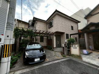 【駐車場】 | 菱木１丁　中古一戸建 | ローソンまで徒歩６分！キリン堂まで徒歩５分！ニトリまで徒歩１５分！コーナンＰＲＯまで徒歩１５分！お買い物に便利な立地ですね♪