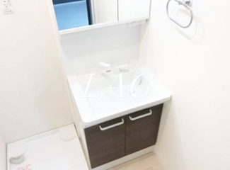 【洗面所】 | ピリカ新横浜 | 独立洗面台です。