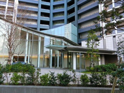 【エントランス】 | SKYZ TOWER&GARDEN（スカイズタワー＆ガーデン）