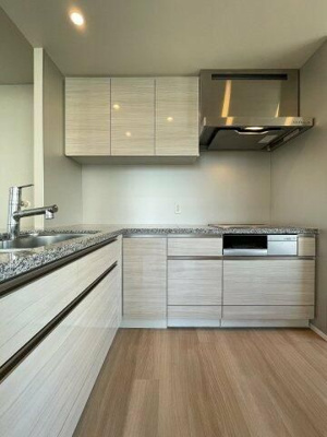 【キッチン】 | SKYZ TOWER&GARDEN（スカイズタワー＆ガーデン）