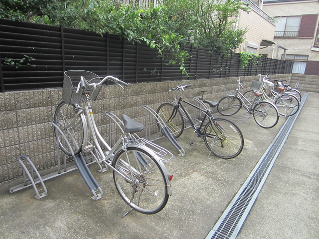 セレ西尾久のその他共用部分|駐輪場です☆