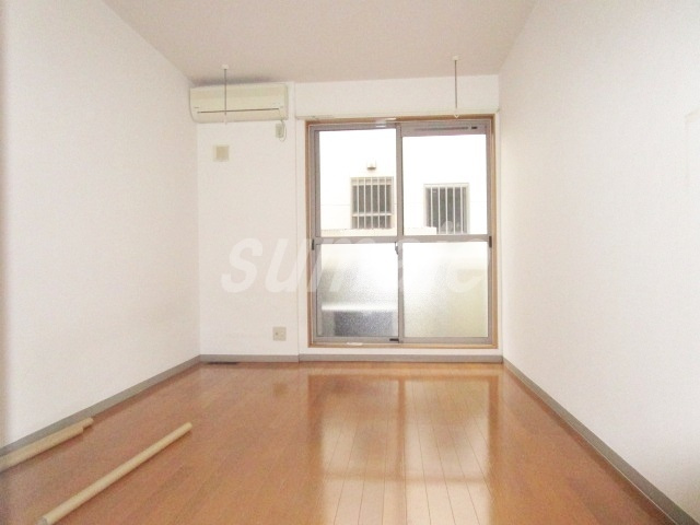 セレ西尾久の居間・リビング|広々開放感のあるお部屋です♪