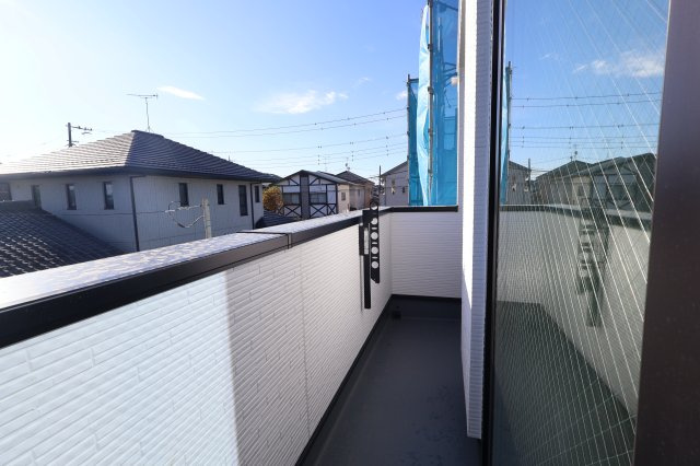 《仲介手数料無料》緑区大字三室1148-2(全1戸)新築一戸建てミラスモのバルコニー|撮影日 2025年11月26日 13:30 晴れ