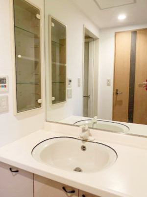 【洗面所】 | パティオス11番街