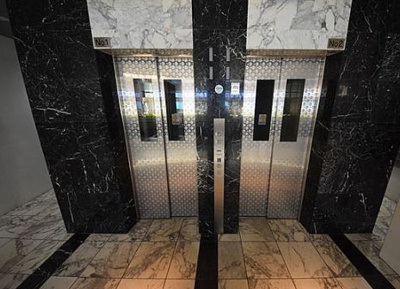 【ロビー】 | ガラステーション岩本町North | ガラ・ステーション岩本町North