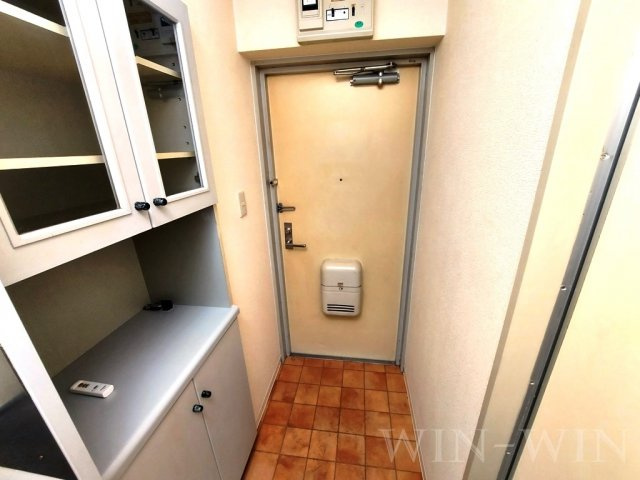 メゾン・ド・ラパンの玄関|イメージ（同建物内別部屋の写真です）