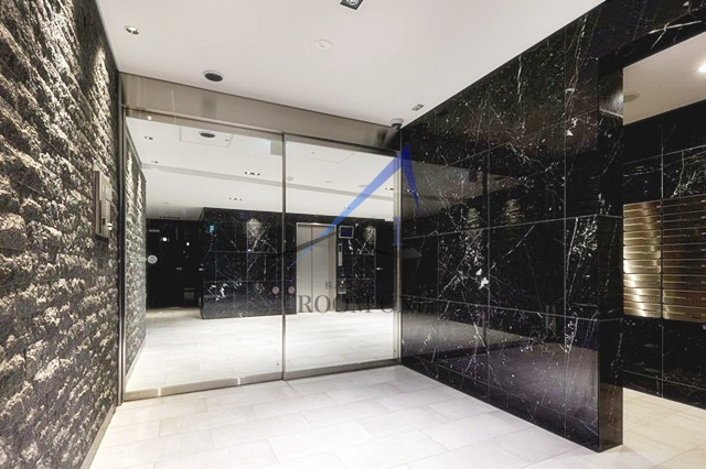 エストゥルース新小岩のエントランス|エントランスです。