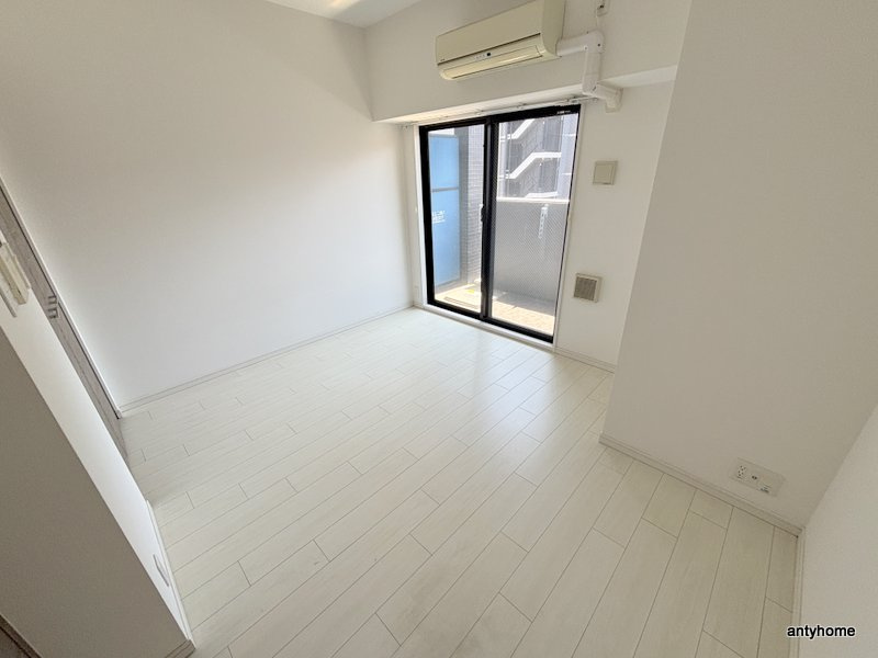 スワンズ江戸堀ウエストパーク　仲介手数料無料の居間・リビング