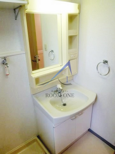 カワノマンション新小岩の洗面所|洗面台です。