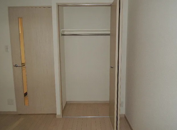 板橋区板橋３丁目の賃貸マンションの収納