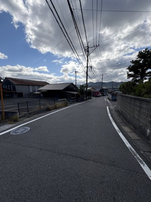 【前面道路含む現地写真】 | 上葛原1丁目土地