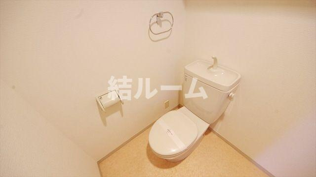 板橋区成増２丁目の賃貸マンションのトイレ