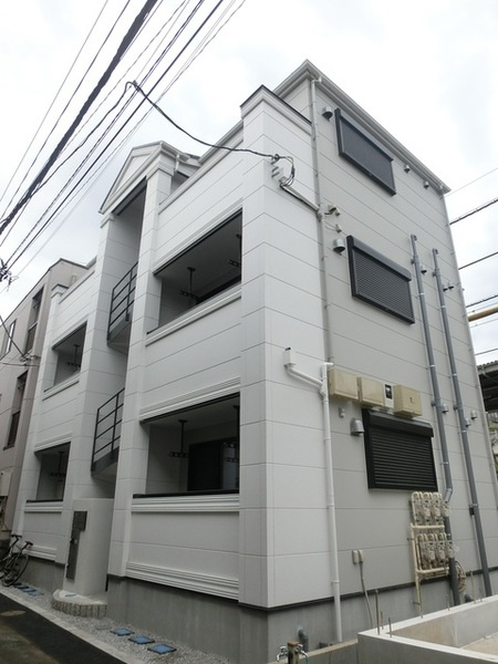 豊島区池袋本町１丁目のアパートの外観