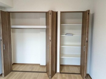 【収納】 | グレース桃井 | クローゼット完備。