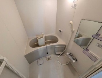 【浴室】 | グレース桃井 | 追い焚き機能、浴室乾燥機付きバス。