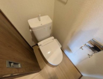 【トイレ】 | グレース桃井 | 温水洗浄便座。