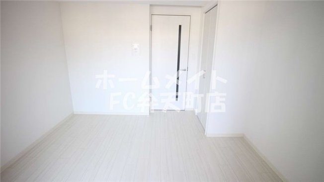 【居間・リビング】 | セオリー大阪ベイステージ