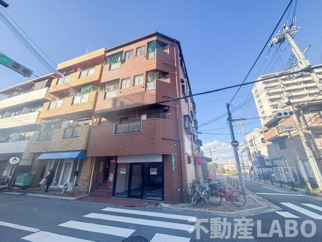 マンションプライムの外観