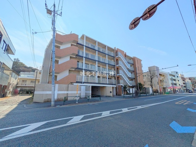 ハイセレサ井草の森デュオガーデンの外観