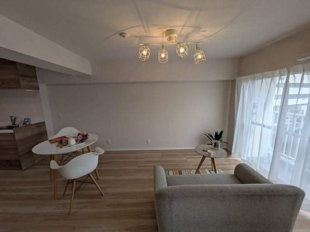 【居間・リビング】マンション第八松戸 